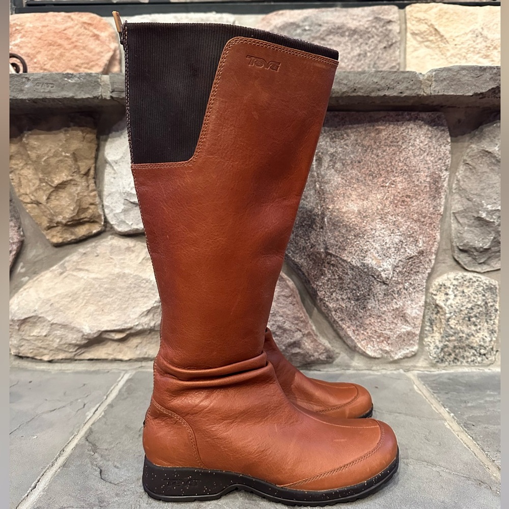 Teva Women's Afton Boot Tall Cognac Brown Leather Riding Boot Winter Snow